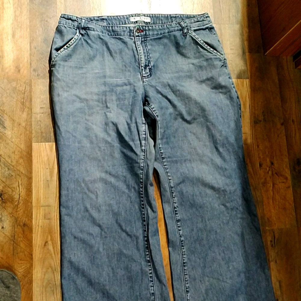 Women's Tommy Hilfiger jeans
